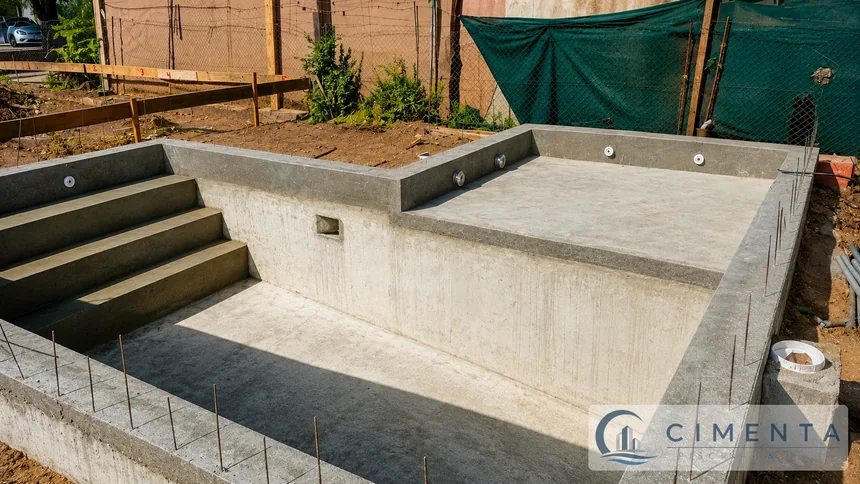 Proyecto de piscina terminado · Cimenta · Fotografía 1