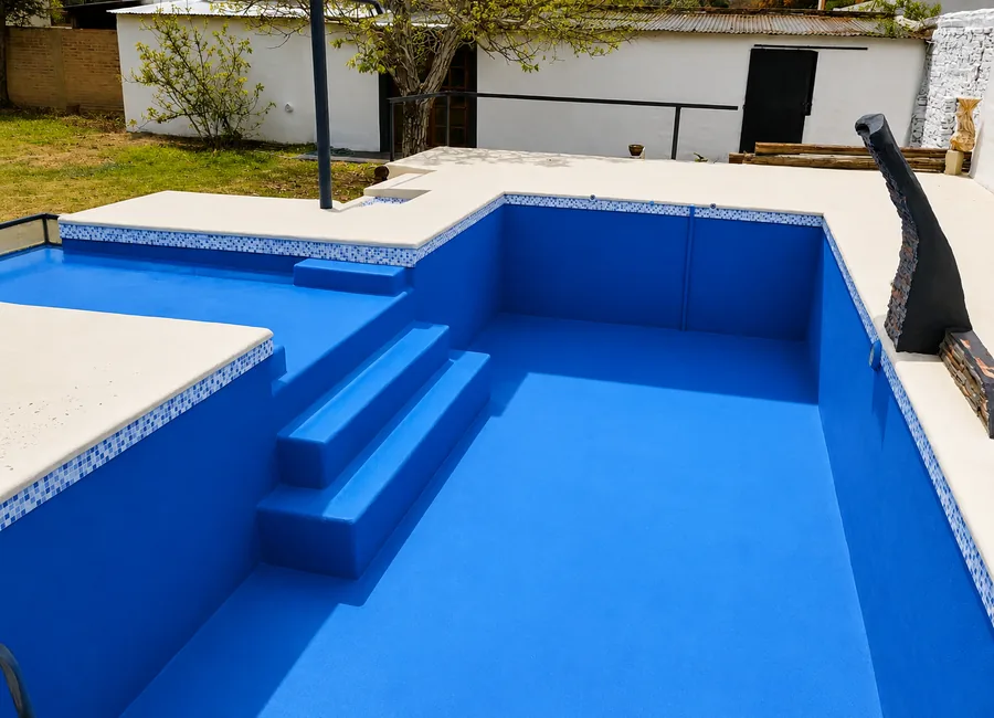 Obra de piscina realizada por Cimenta